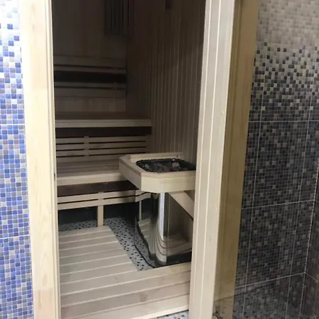 Hotel Kasimir Private 611, 612