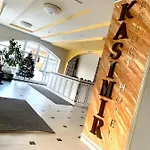 Otel Kasimir Private 611, 612